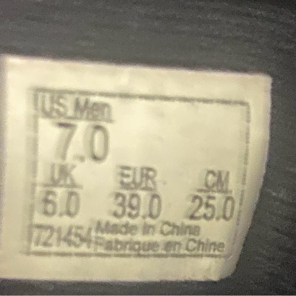 Vans Black and White High-Top Skate Shoes - Picture 4 of 4